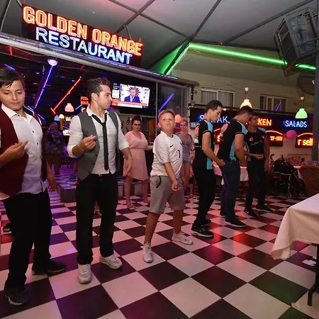 Aparthotel Golden Orange 4*