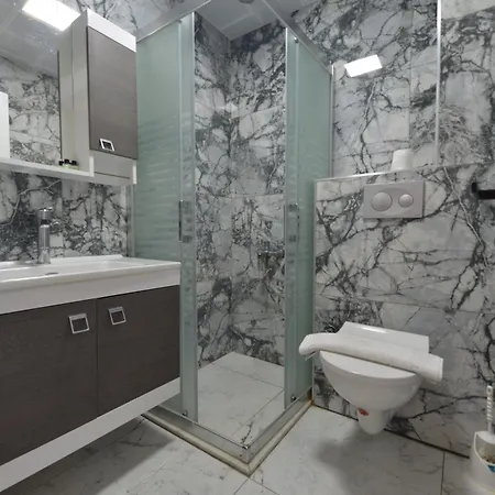 Apart-hotel Golden Orange 3*