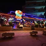 Golden Orange 公寓式酒店