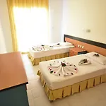 Golden Orange Aparthotel 4*